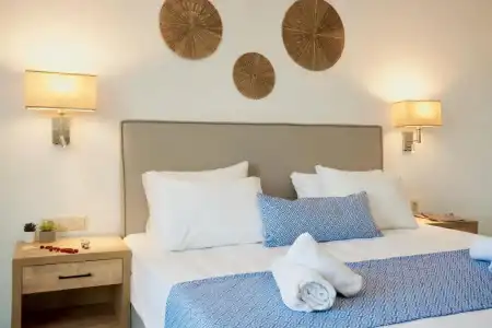 Veneto Sea View Apartments - 14
