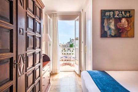 Medium Romantic - 39