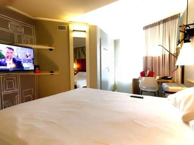 Ibis Koeln Centrum - 41