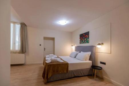 Plaka Arch Suites - 22