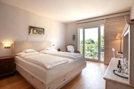 Hirschen in Freiburg-Lehen - 60