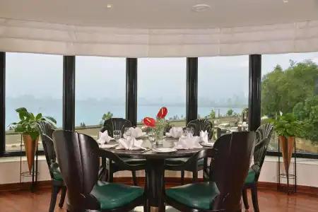Marine Plaza Mumbai - 11