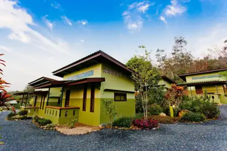 The Mouth Resort - 9