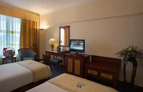 Huu Nghi - 4