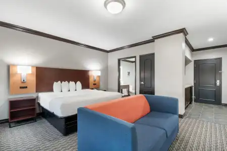 Hawthorn Suites by Wyndham Lubbock - 3