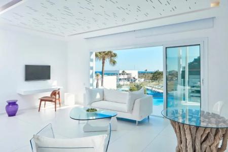 So White Club Resort - 48