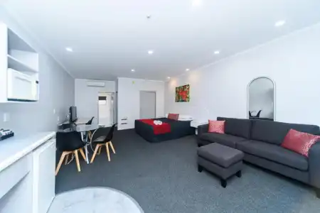 Aubyn Court Spa Motel - 46