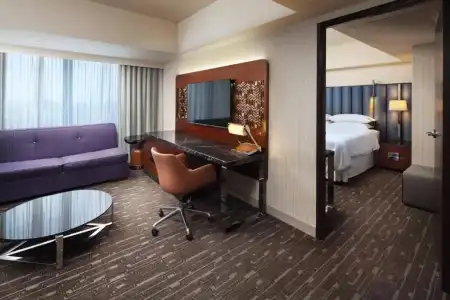 Sheraton Grand Los Angeles - 73