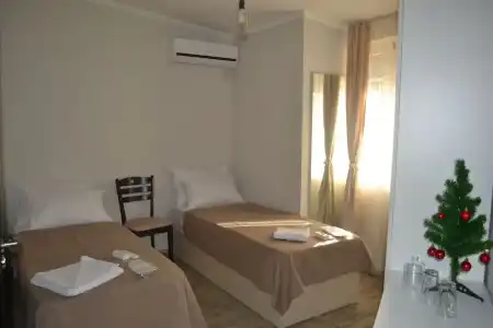 Loft Hostel Guest House - 22