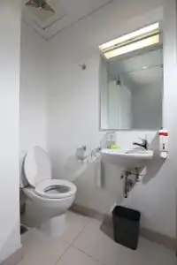 Whiz Cikini Jakarta - 36