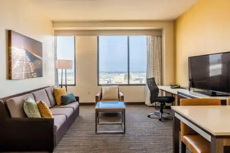 Residence Inn by Marriott Los Angeles LAX/Century Boulevard - 46