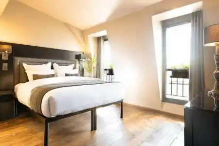 B Montmartre - 110