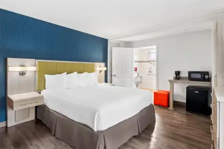 SureStay by Best Western Santa Monica - 58