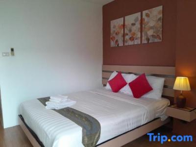 Island Patong Beachfront Apartments - 44