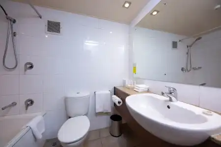 Holiday Inn Auckland Airport by IHG - 44