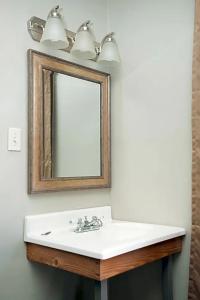 Gardner & Hostel - 115