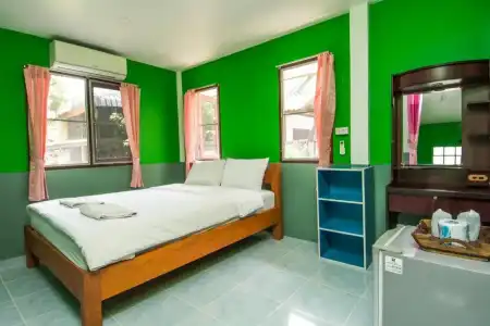 Sarm Mork Guesthouse - 32