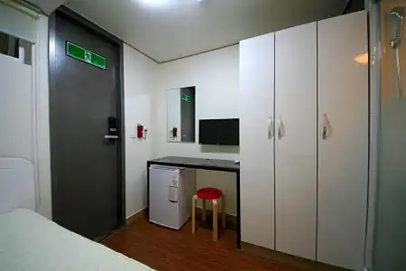 Star Guest House - 59