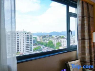 Zhejiang Business - 127