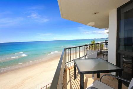 Spindrift on the Beach - 241
