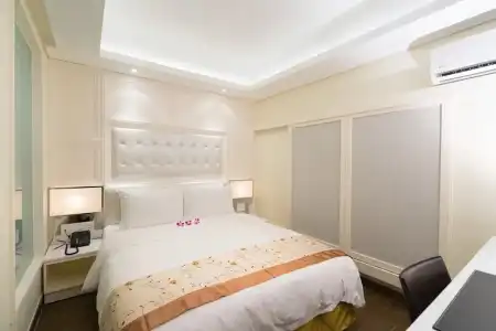 Empress HoChiMinh City - 84