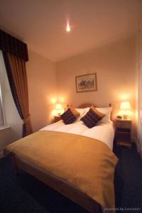 Fountain Court Apartments - Morrison - 0