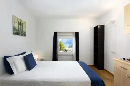 GuestHouse Lugano Apartments by LR - 19