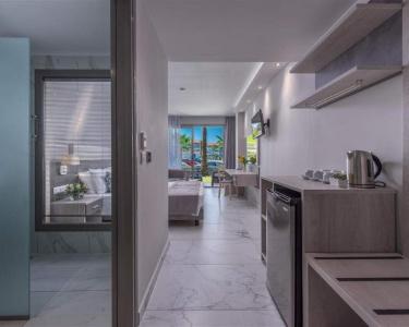 Dionysos & Suites - 59