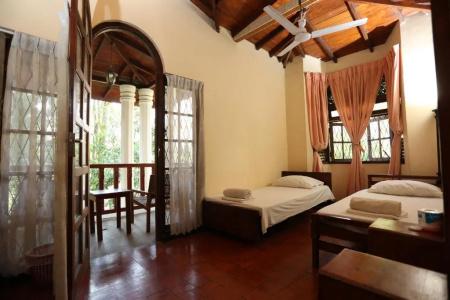 Tree Breeze Inn - 23