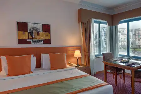 Golden Tulip Deira - 2