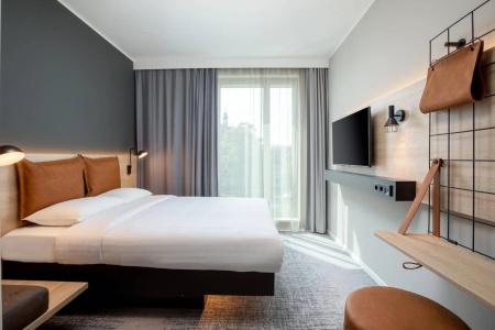 Moxy Utrecht - 3