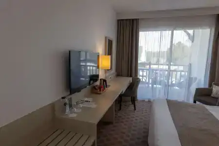 Best Western Le Roof - 2