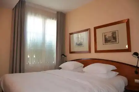 Best Western Royal Caen - 30