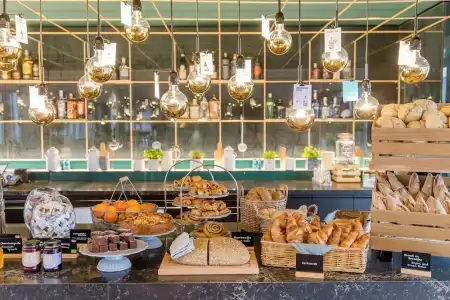 Motel One Rotterdam - 12