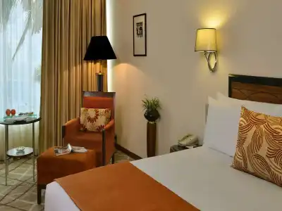 Marine Plaza Mumbai - 21