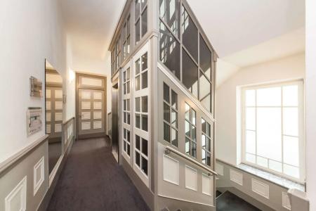 Garner Berlin - Checkpoint Charlie by IHG - 25