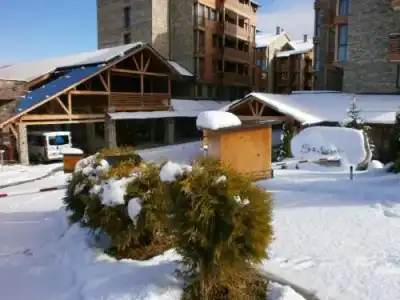 Saint Ivan Ski Apartments - 10