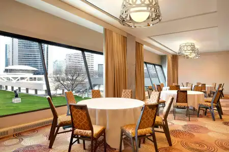 Sheraton Centre Toronto - 39