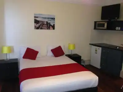 Waterfront Lodge Motel - 110