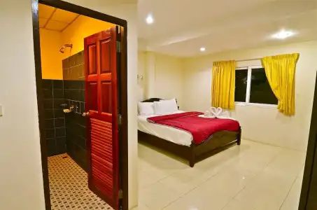 Square One Patong - 74