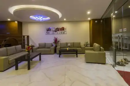 Regal Airport - 1