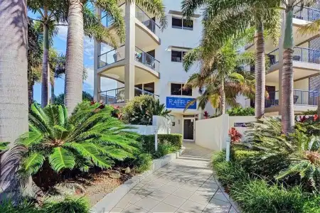 Raffles Mooloolaba - 14