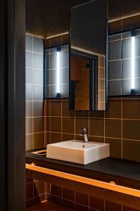 Globe Runner Rooms & Dorms - 145