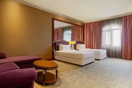 Grand Regency Doha, Trademark Collection by Wyndham - 1