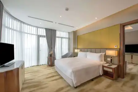 Wyndham Garden - 6