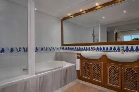 Marriott's Marbella Beach Resort - 31