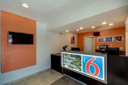 Motel 6 Bellingham, WA - 10