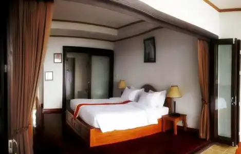 Lipa Bay Resort - 28
