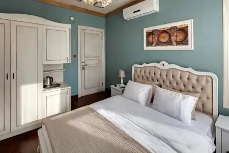 Loka Suites - 22