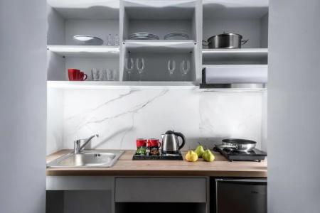 Kipos Boutique Suites - 19